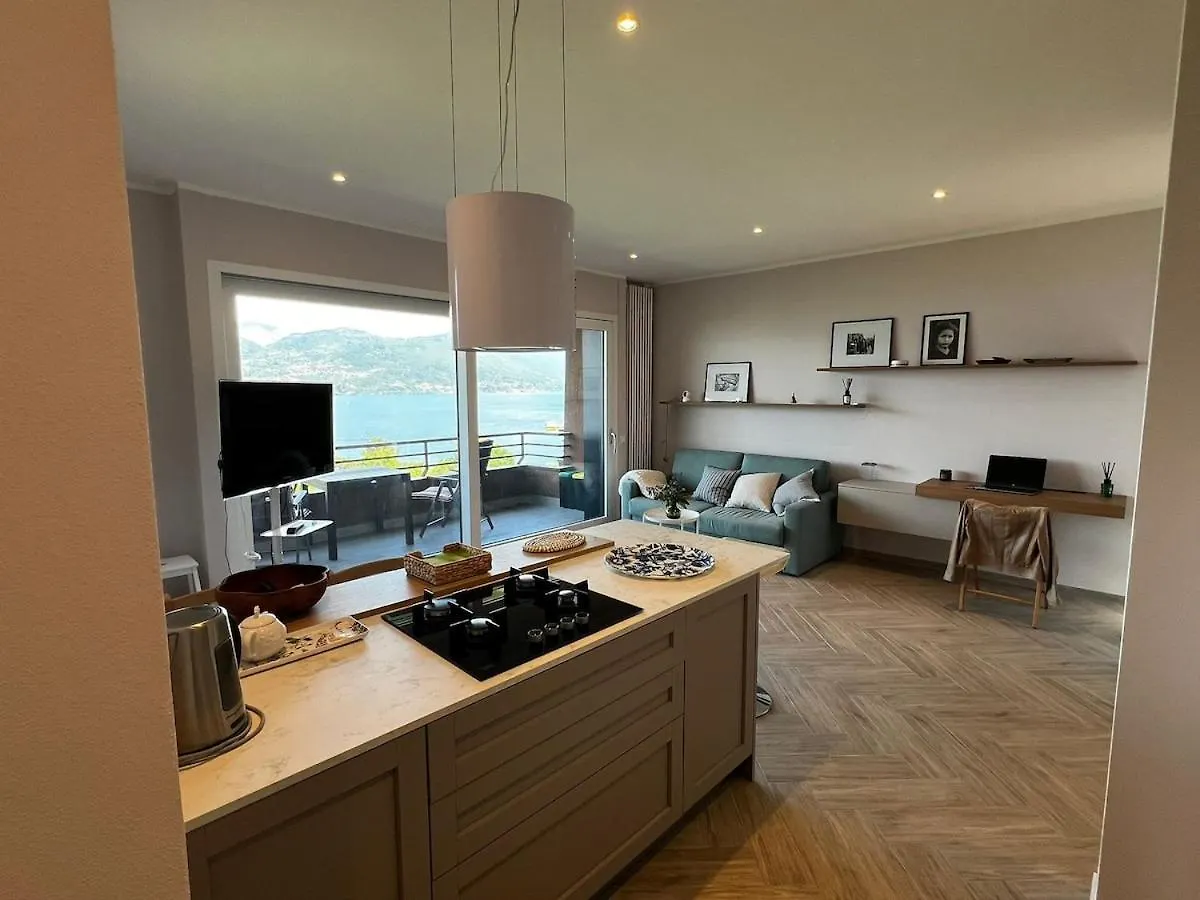 New Cozy Stay With Lakeview Cerro  Cerro (Laveno-Mombello)